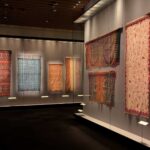 賀集さんが複製した元の布を見られる！　トーハク「アジアの染織 インドネシアの染織」展が11月まで開催　